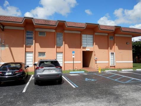 9459 SW 76th Street Miami FL 33173