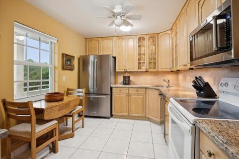 3900 Oaks Clubhouse Drive Pompano Beach FL 33069