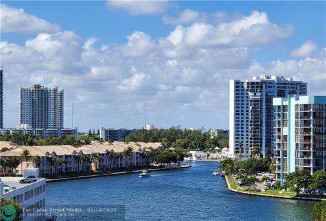 3725 S Ocean Drive Hollywood FL 33019