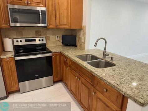 7605 NW 5th Court Margate FL 33063