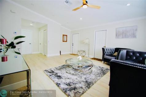 244 NW 6th Avenue Delray Beach FL 33444