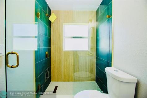 244 NW 6th Avenue Delray Beach FL 33444