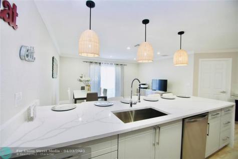 244 NW 6th Avenue Delray Beach FL 33444