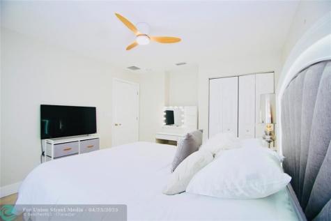 244 NW 6th Avenue Delray Beach FL 33444