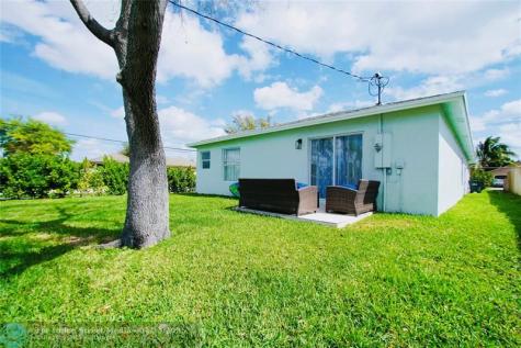 244 NW 6th Avenue Delray Beach FL 33444