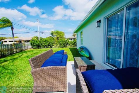 244 NW 6th Avenue Delray Beach FL 33444