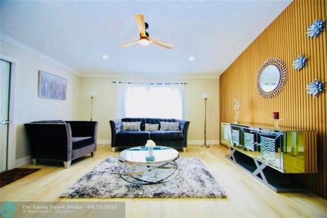 244 NW 6th Avenue Delray Beach FL 33444