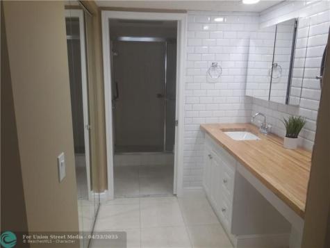 1802 Eleuthera Point Coconut Creek FL 33066
