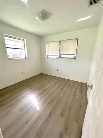 1411 NW 79th Way Pembroke Pines FL 33024