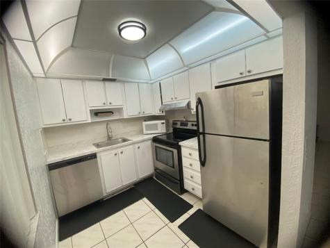 785 Burgundy Q Delray Beach FL 33484