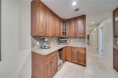 1728 NE 16th Avenue Fort Lauderdale FL 33305