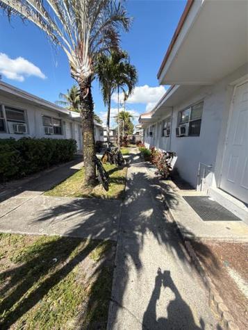720 SW 7th Street Dania Beach FL 33004