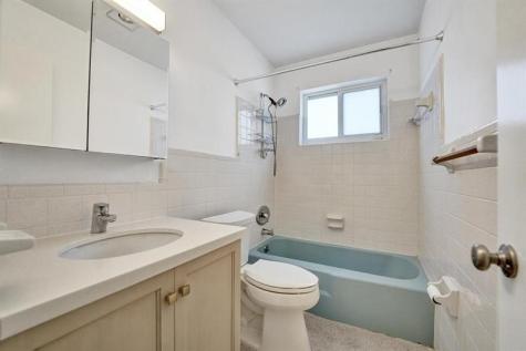 1623 NE 45th Street Oakland Park FL 33334