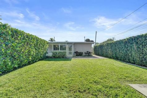 1623 NE 45th Street Oakland Park FL 33334