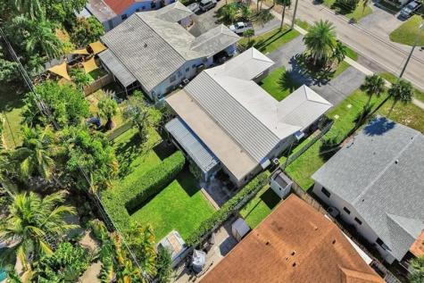 1623 NE 45th Street Oakland Park FL 33334