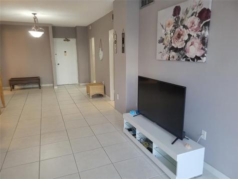 Hallandale Beach FL 33009