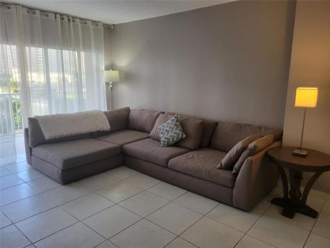 Hallandale Beach FL 33009