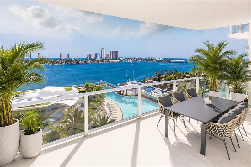 220 Lake Shore Drive Lake Park FL 33403