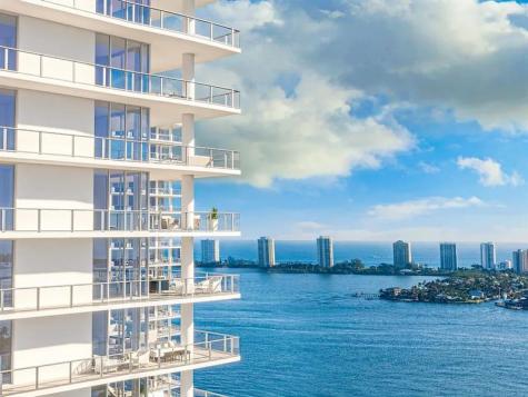 220 Lake Shore Drive Lake Park FL 33403