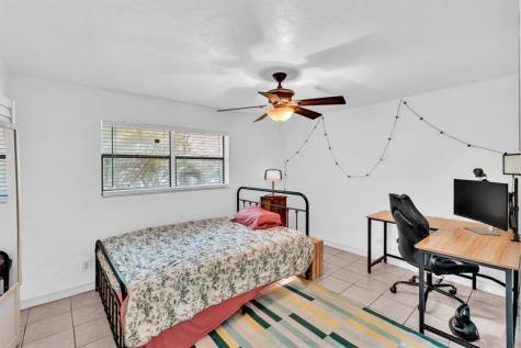 1826 N Dixie Highway Fort Lauderdale FL 33305