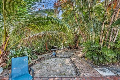1826 N Dixie Highway Fort Lauderdale FL 33305
