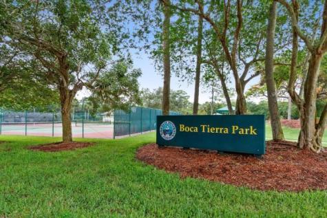 2662 NW 42nd Street Boca Raton FL 33434