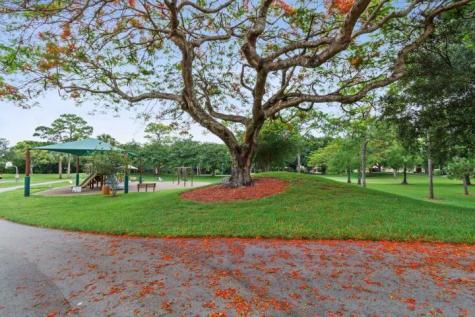 2662 NW 42nd Street Boca Raton FL 33434