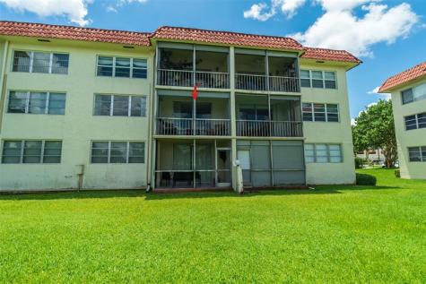 820 S Hollybrook Drive Pembroke Pines FL 33025