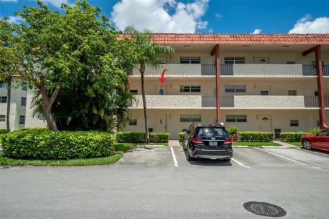 820 S Hollybrook Drive Pembroke Pines FL 33025