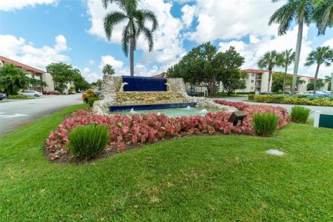 820 S Hollybrook Drive Pembroke Pines FL 33025