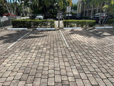620 NE 28th Street Wilton Manors FL 33334