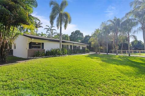 16900 SW 62nd Street Southwest Ranches FL 33331