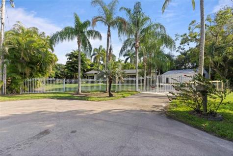 16900 SW 62nd Street Southwest Ranches FL 33331