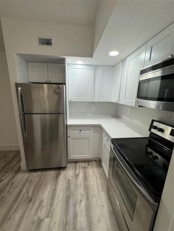 Plantation FL 33325