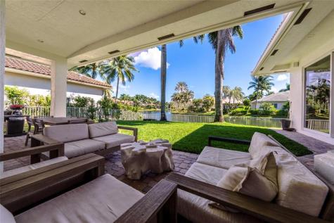 11064 Canary Island Court Plantation FL 33324