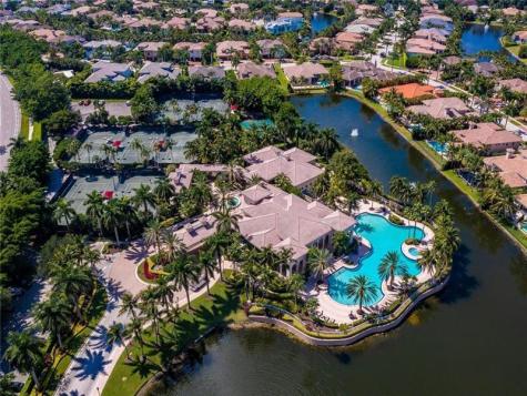 11064 Canary Island Court Plantation FL 33324