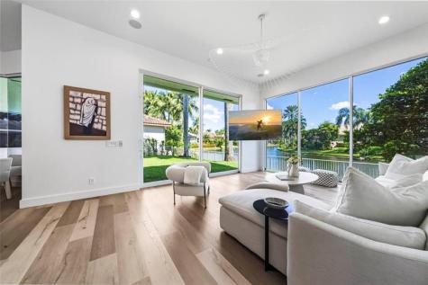 11064 Canary Island Court Plantation FL 33324