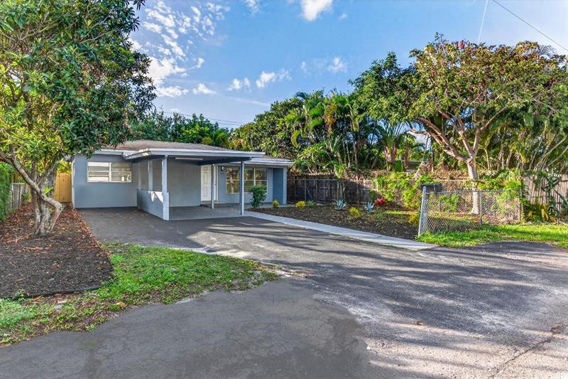 1541 NW 7 Terrace Fort Lauderdale FL 33311