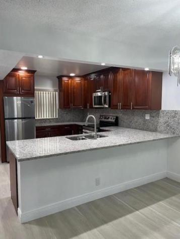 5100 SW 90th Avenue Cooper City FL 33328