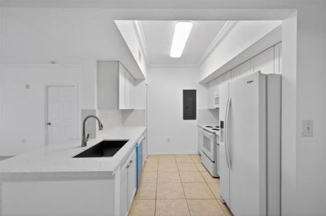 11700 SW 1st Street Pembroke Pines FL 33025