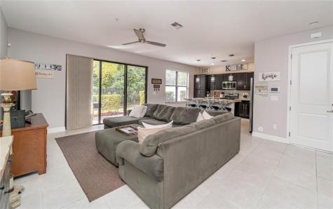 20938 NW 1st Street Pembroke Pines FL 33029