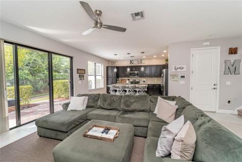 20938 NW 1st Street Pembroke Pines FL 33029