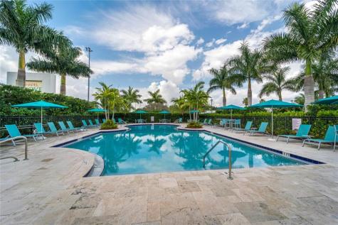 20938 NW 1st Street Pembroke Pines FL 33029
