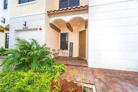 20938 NW 1st Street Pembroke Pines FL 33029