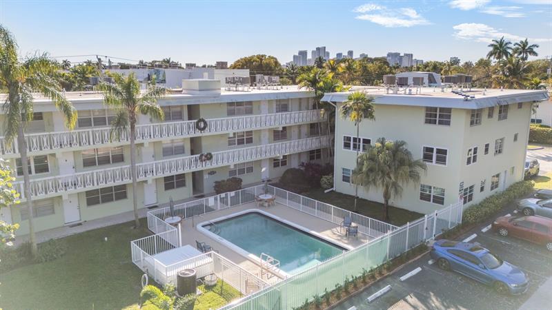 1900 NE 8th Court Fort Lauderdale FL 33304