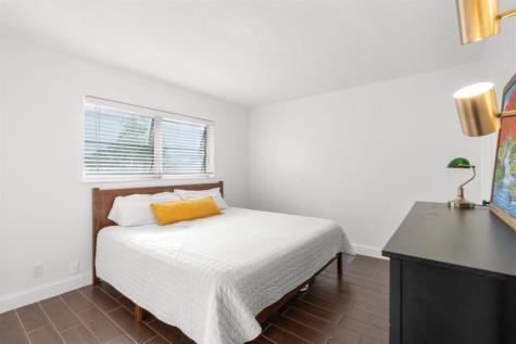 1900 NE 8th Court Fort Lauderdale FL 33304