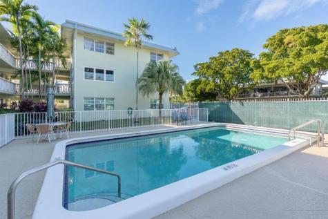 1900 NE 8th Court Fort Lauderdale FL 33304