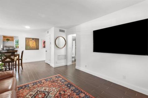 1900 NE 8th Court Fort Lauderdale FL 33304