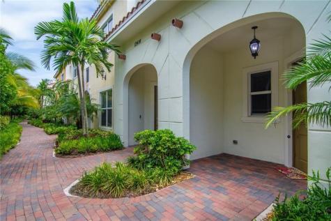 12408 NW 17ct Pembroke Pines FL 33028