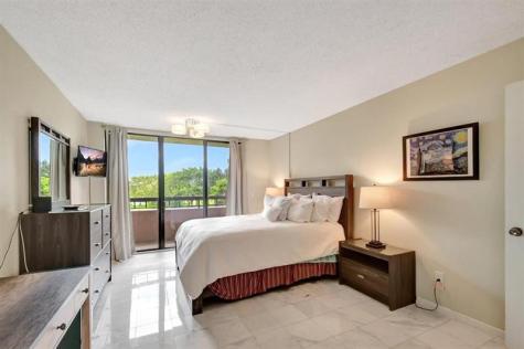 4770 Fountains Drive South Lake Worth FL 33467